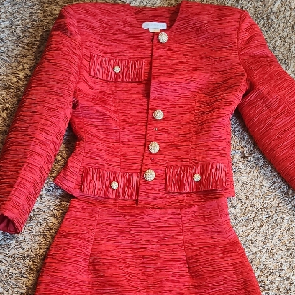 Elegant Red Mini Skirt Set